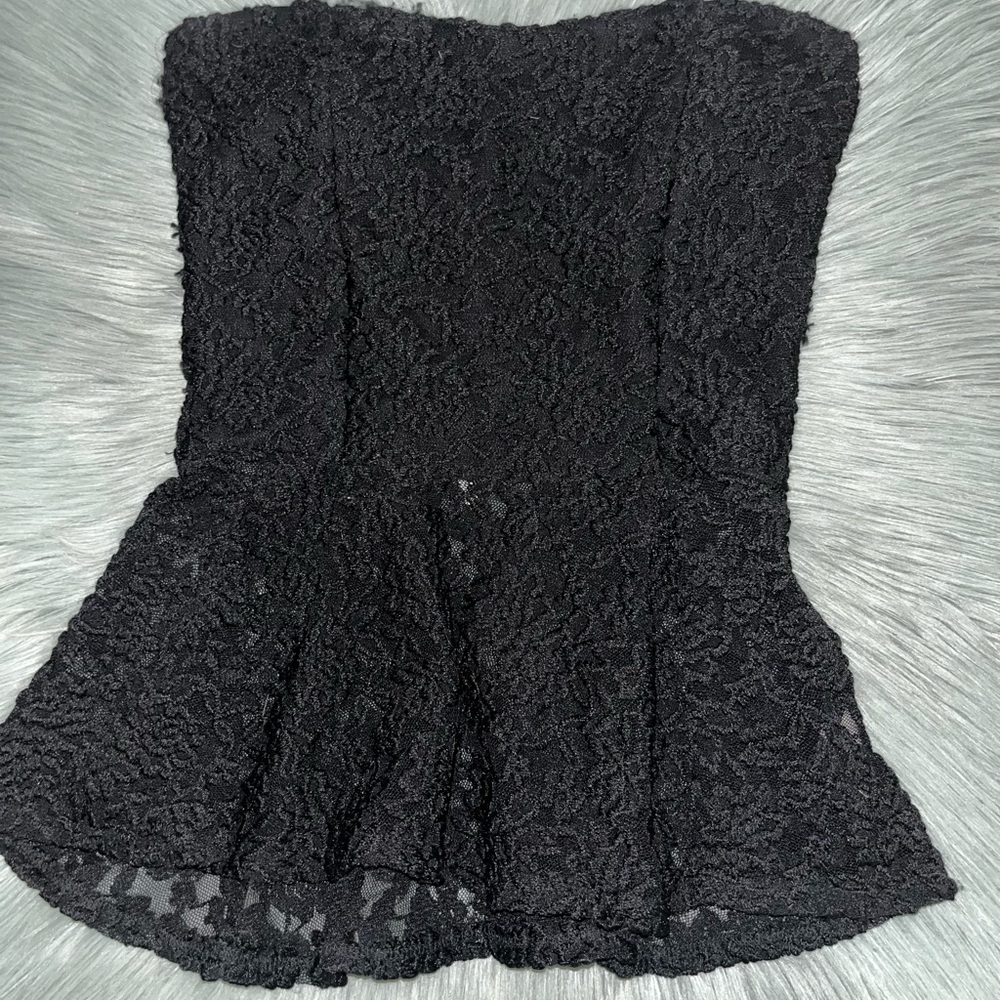 B_Envied black mesh/lace floral top
